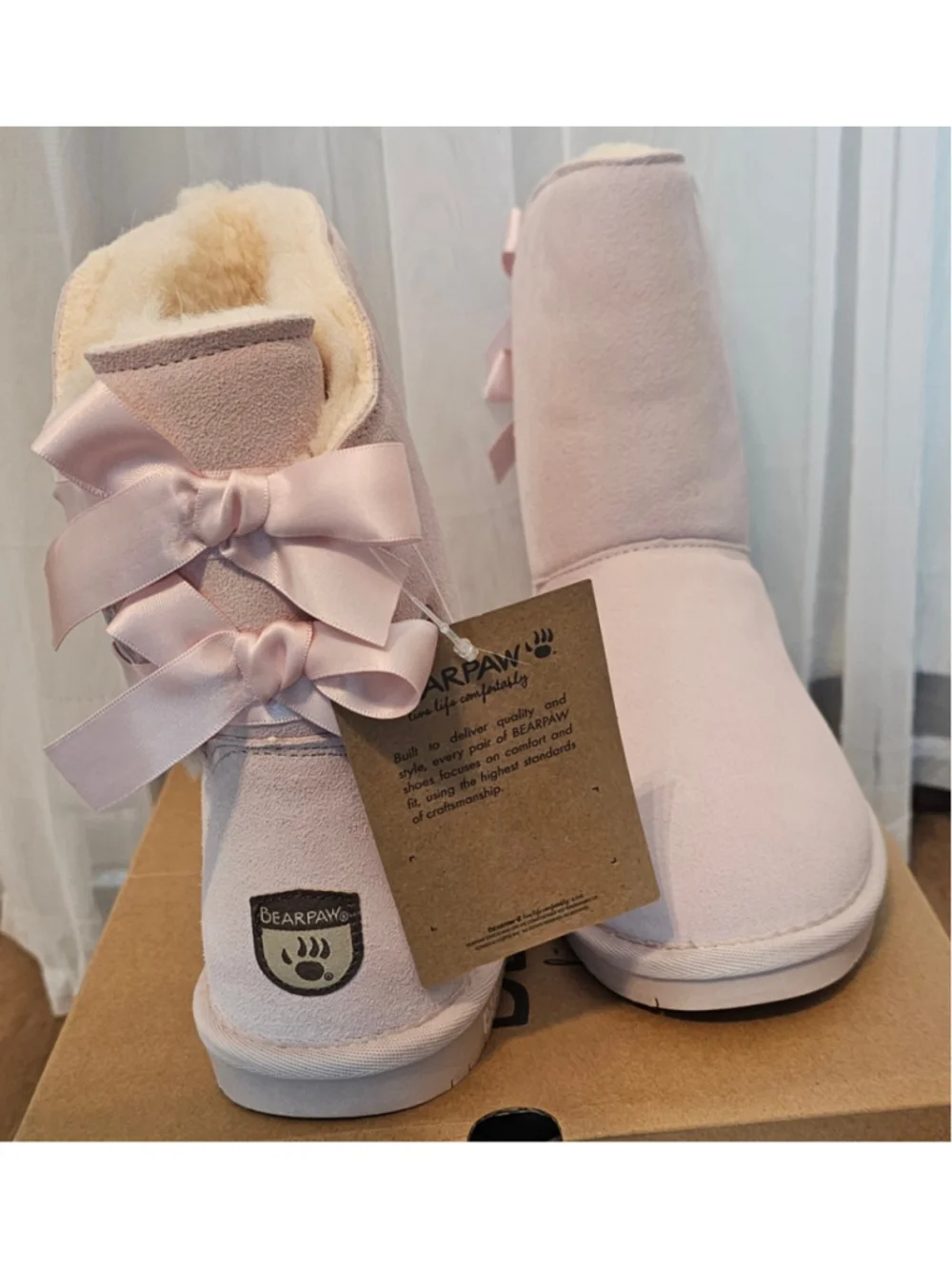 BearPaw Millie Youth Pale Pink Bow Fur Line Boots size 5